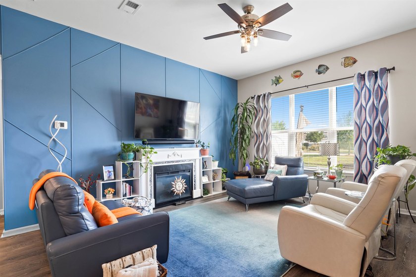 Built in 2021, this beautifully maintained 5-bedroom, 3.5-bath - photo 8
