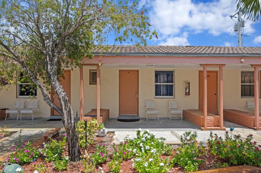 Unlock the full potential of this rare and expansive 1-acre - photo 5