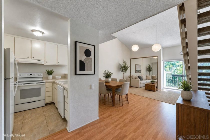 RARELY AVAILABLE Corner, Top-Floor/Penthouse Loft in Bay Ho - - photo 6