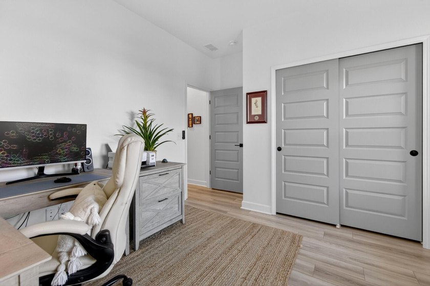 Welcome home to The Pointe at Rhodes Crossing, where modern - photo 8