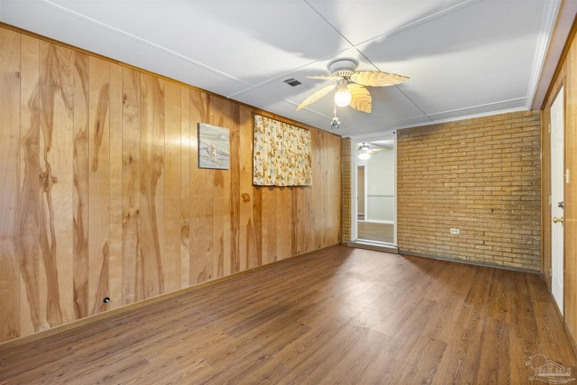 Welcome to 5906 Walton Street, a beautifully maintained - photo 21