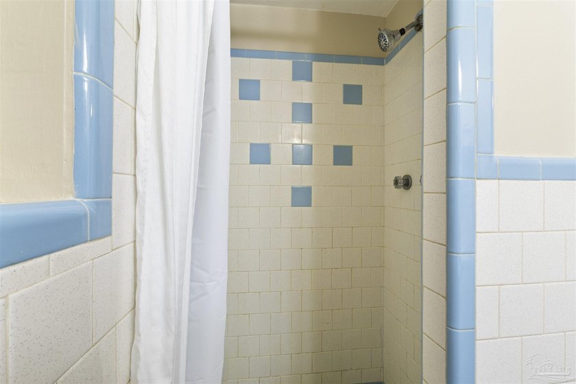 Welcome to 5906 Walton Street, a beautifully maintained - photo 33