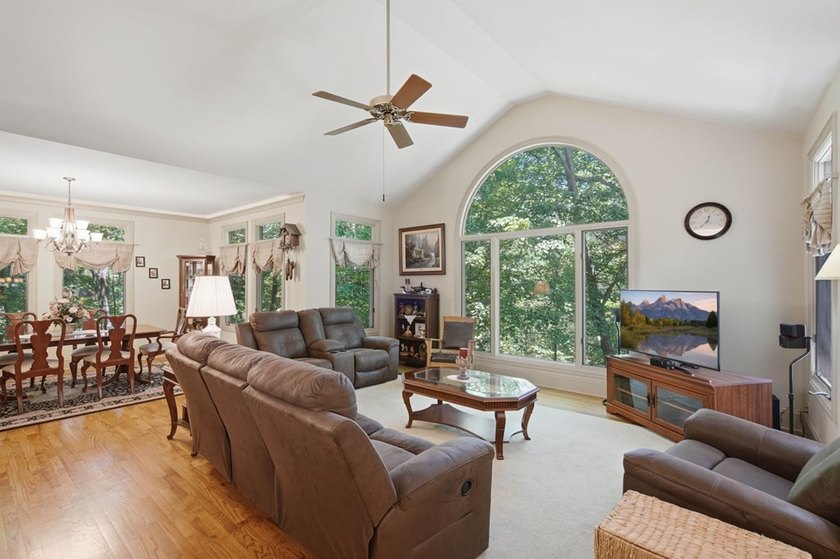 Just three minutes from Big Canoe's North Gate and located in - photo 13