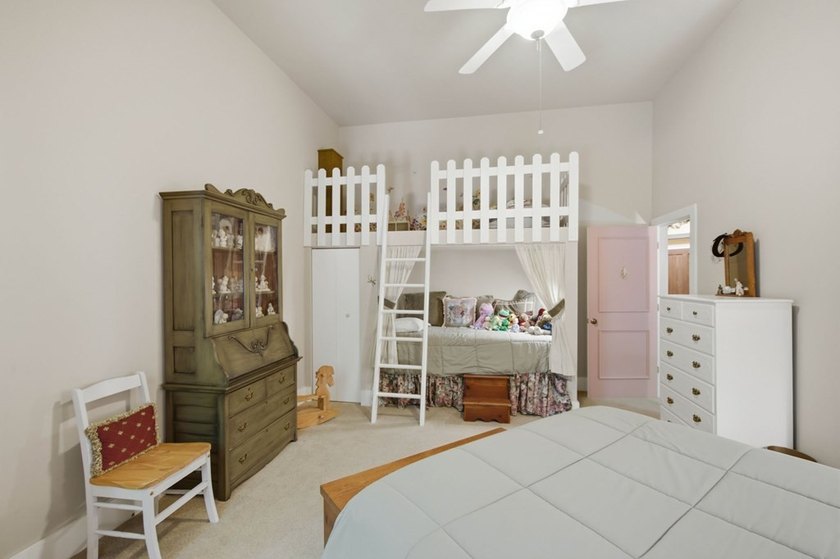 Just three minutes from Big Canoe's North Gate and located in - photo 35