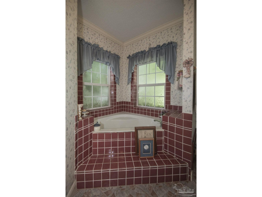 Opportunity awaits in this spacious 5-bedroom, 2.5-bath home - photo 22