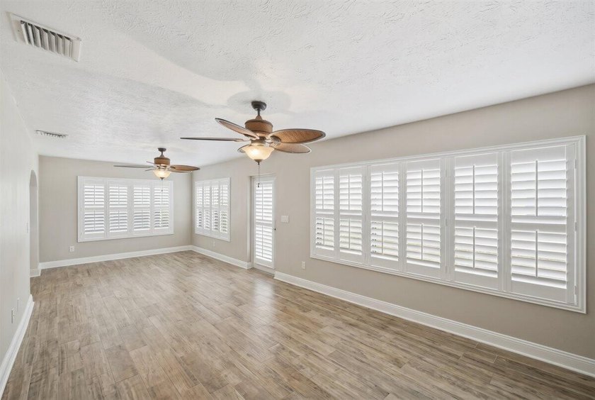 Welcome home to this impeccably kept home in a 55+ gated - photo 23