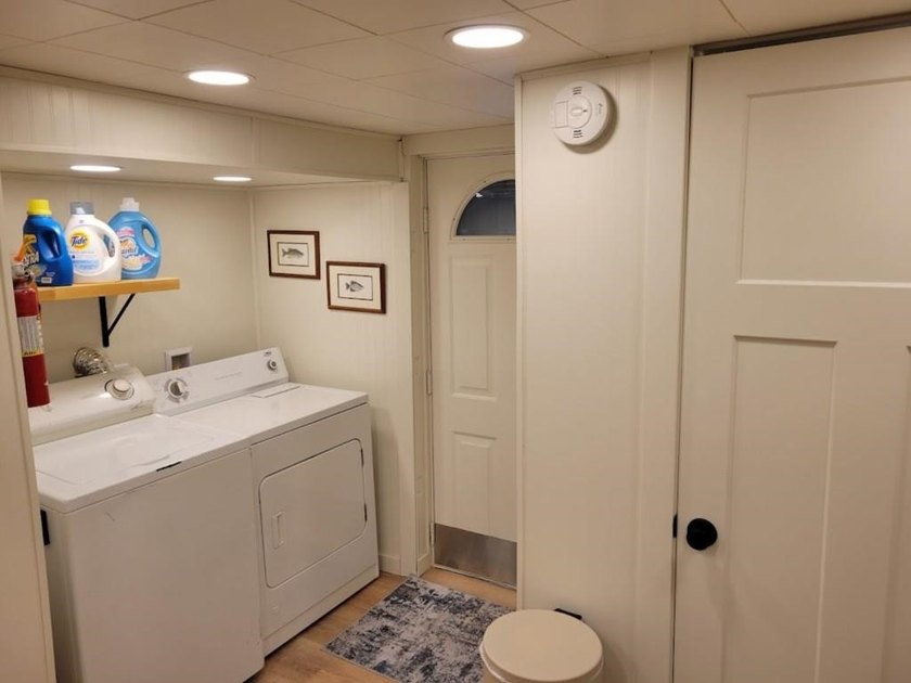 Little Hills Lake year-round vacation home offers a well-managed - photo 15
