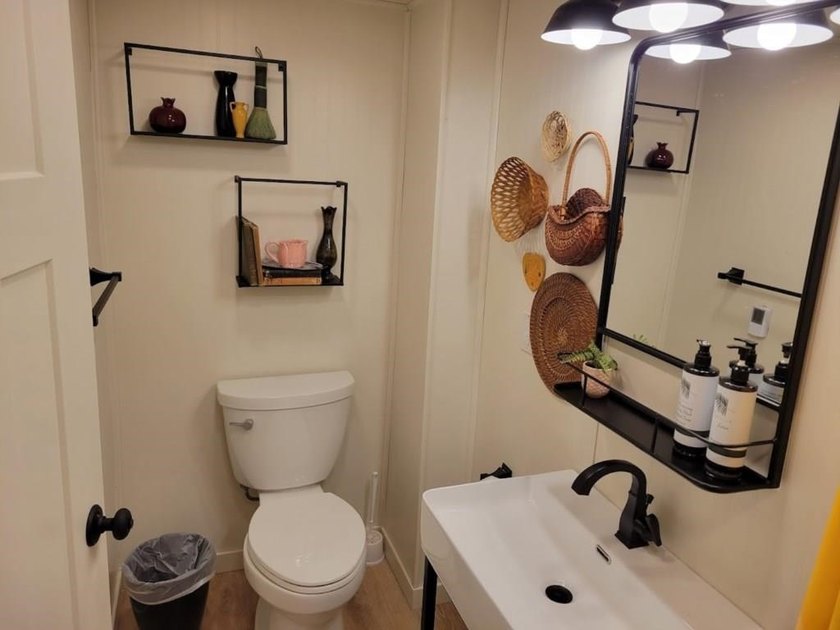 Little Hills Lake year-round vacation home offers a well-managed - photo 16