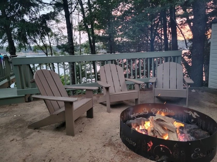 Little Hills Lake year-round vacation home offers a well-managed - photo 19