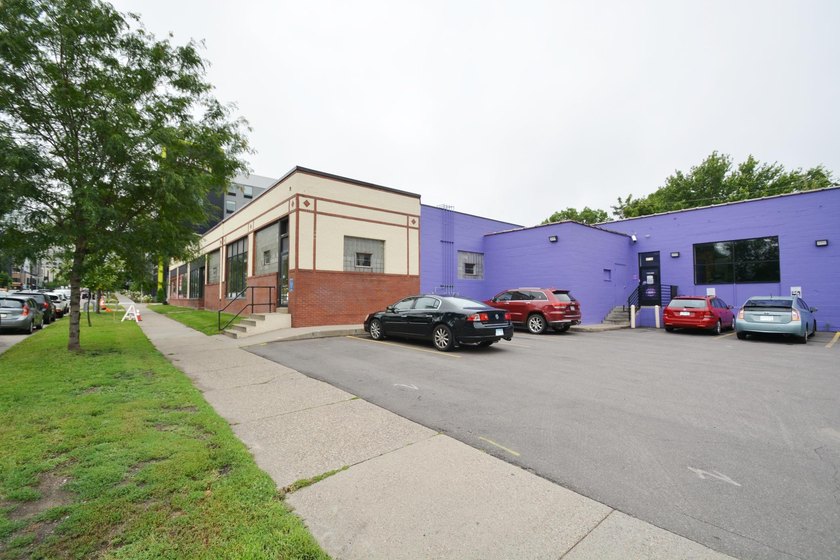 Buildling is for Sale of Lease. High visibility Retail and - photo 5