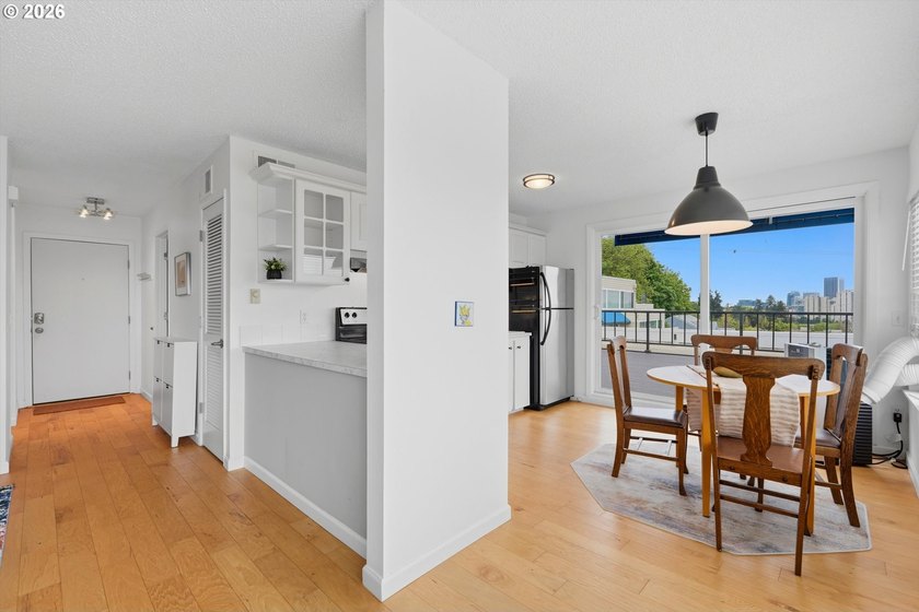 Enjoy elevated Portland living from this light-filled Abitare - photo 15