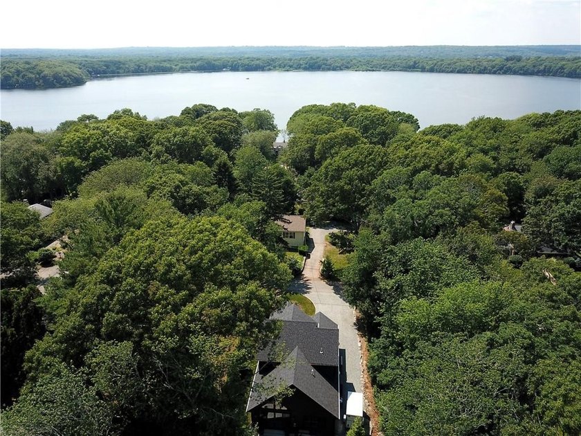 Enjoy the serenity of a South County lifestyle. High quality - photo 4