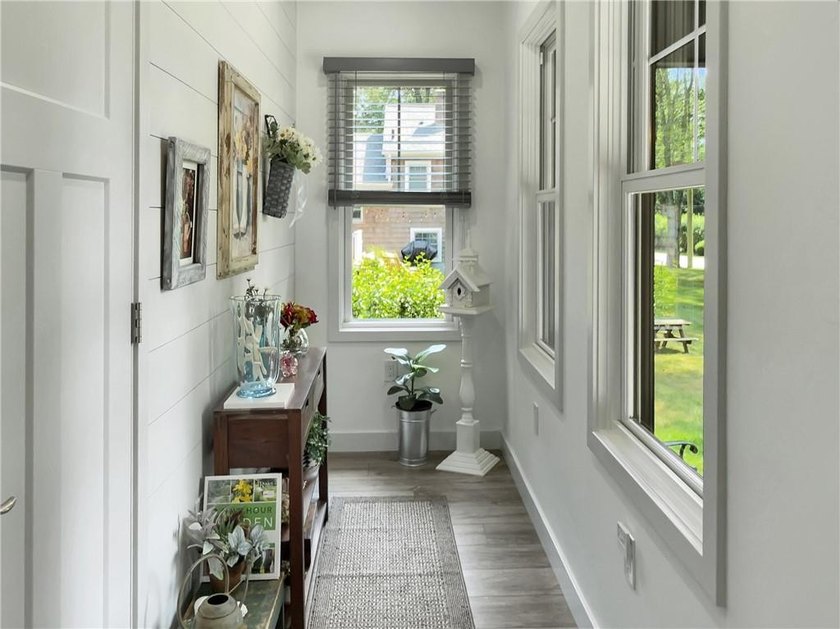 Enjoy the serenity of a South County lifestyle. High quality - photo 7
