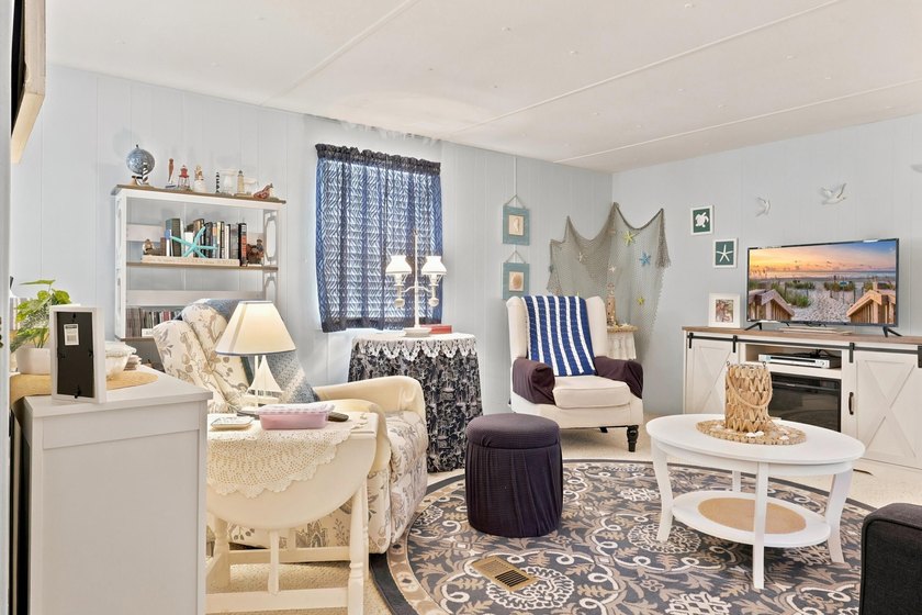 Welcome to Waterway View Community, a desirable 55+ leased land - photo 2