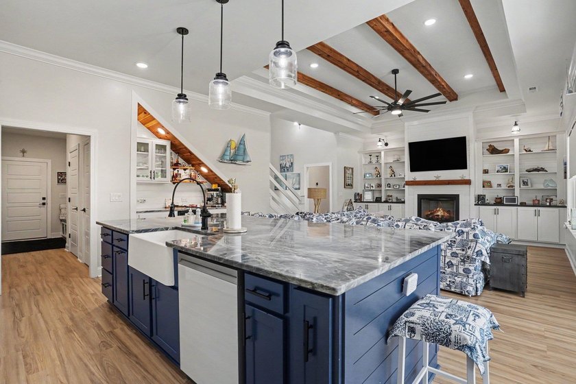 Experience refined Lowcountry living in this impeccably designed - photo 8