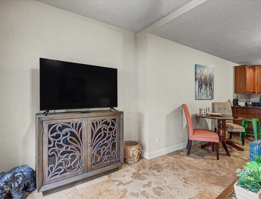 Turnkey Lakefront Condo on Lake Hamilton - Fully Furnished &amp; - photo 6