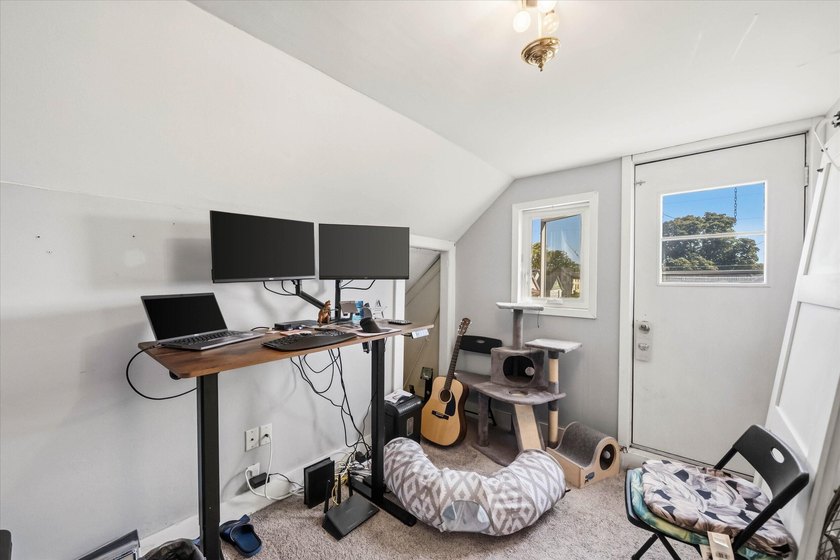 Welcome home to your charming 3-bedroom, 1-bath home in a - photo 12