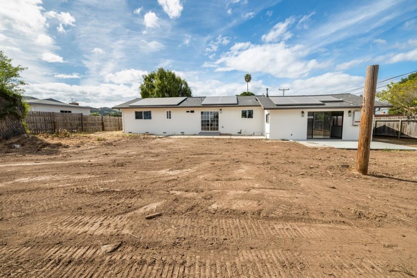 Owners willing to offer up to $10,000 for closing cost - photo 22