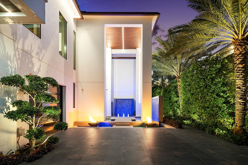 Introducing Trinity Point Estate, a one of one waterfront - photo 5