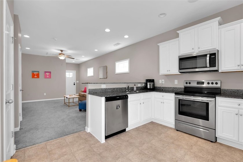 **$5,000 PRICE IMPROVEMENT** Welcome to 132 Adger Road in a - photo 12