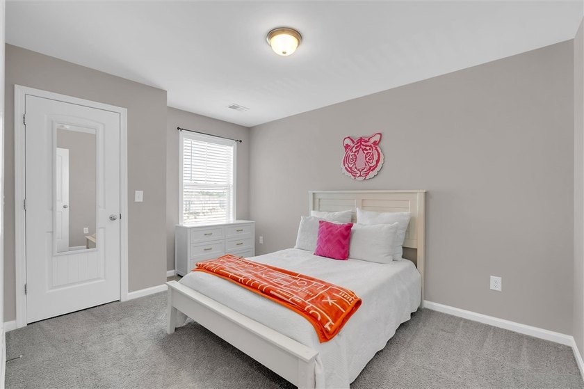 **$5,000 PRICE IMPROVEMENT** Welcome to 132 Adger Road in a - photo 21