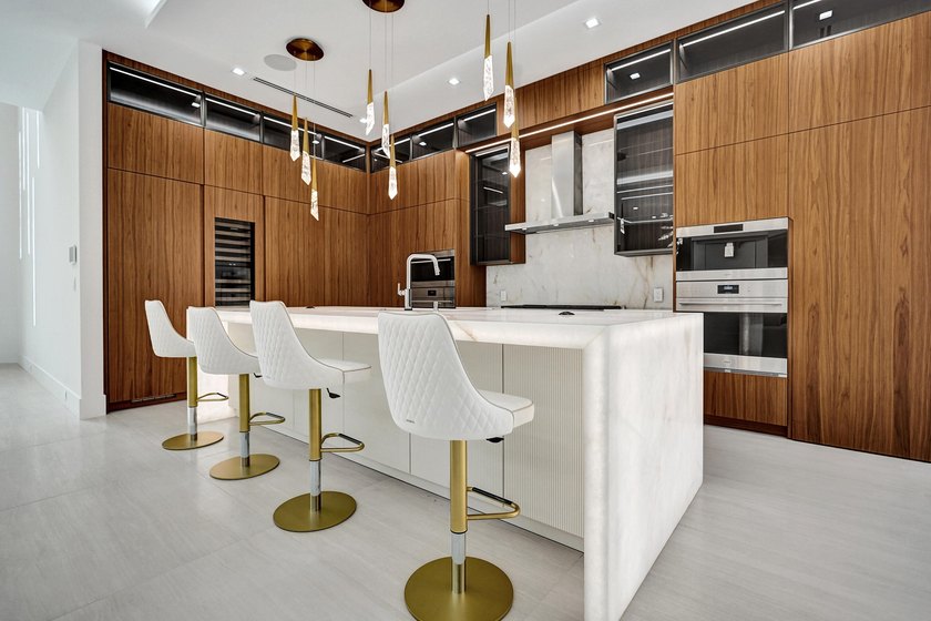 Welcome to Villa Aurelia, the Golden Villa, a recently completed - photo 6