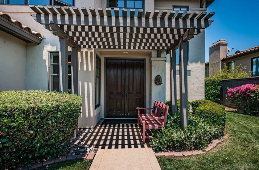 Don't miss this exceptional gated north side Mount Woodson home - photo 4