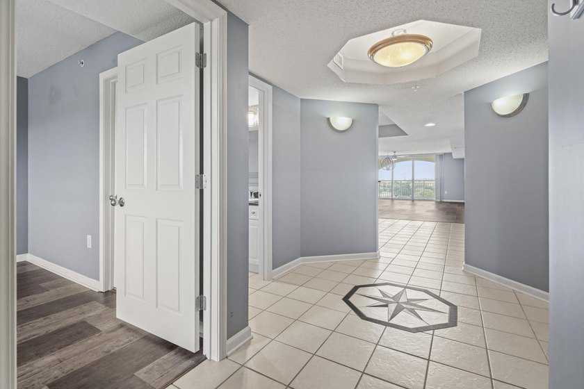 Welcome to Yacht Club Villas in the highly sought-after Barefoot - photo 4