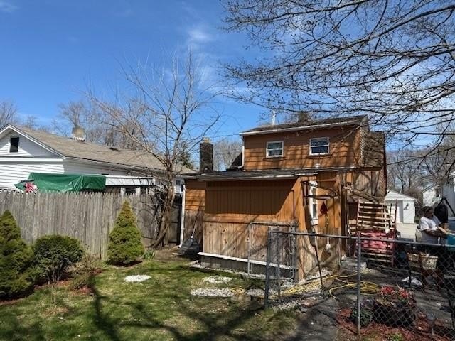 Oakland Beach offers unlimited potential with this 3 bed 1 bath - photo 8