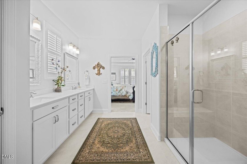 Welcome to 248 Falls Village Drive -- a stunning like-new home - photo 25