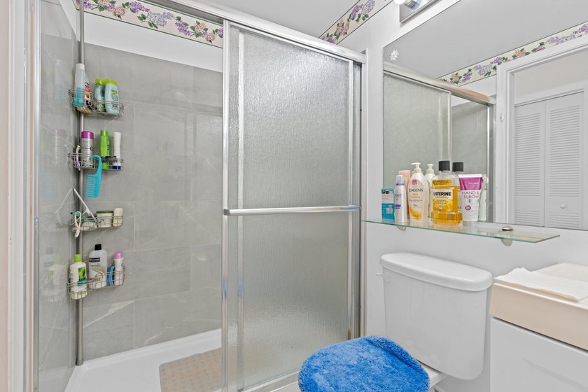 Remodeled one bedroom condo featuring garden view from the - photo 8