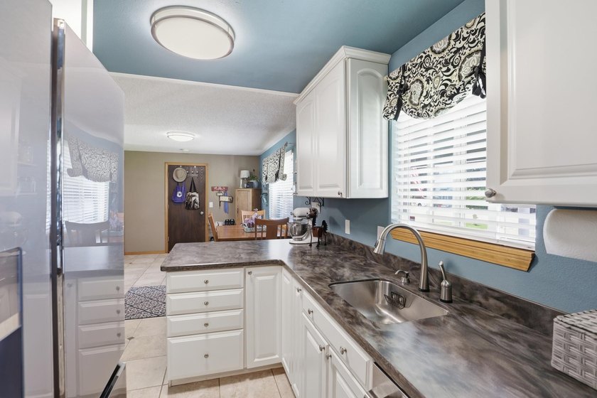 Close-In Hobby Farm &amp; Horse Property on Over an Acre in CV - photo 6