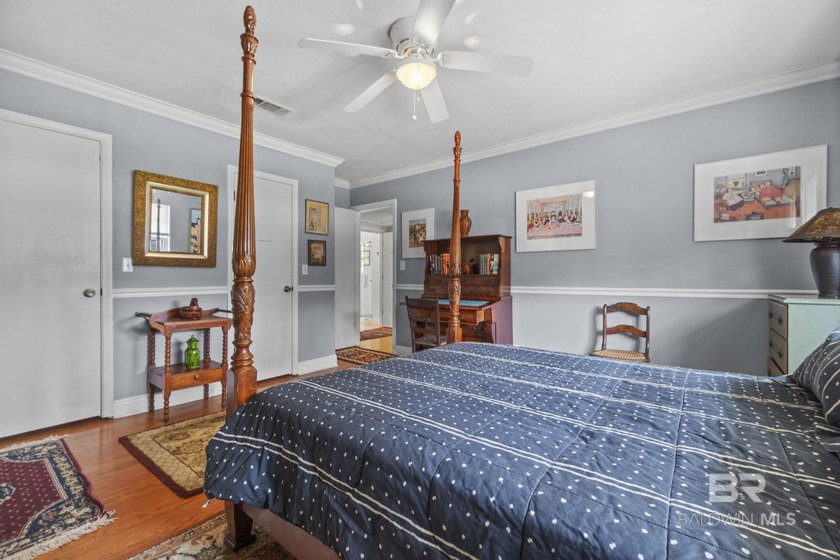 Hidden Gem in the Historic Star Lake Community.Nestled in the - photo 31