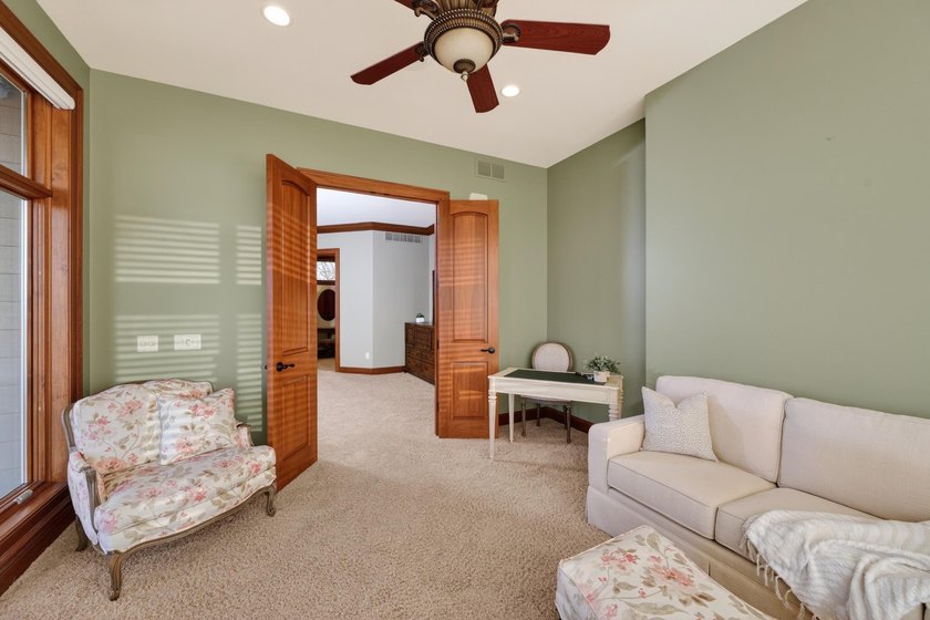 Custom-built with exceptional craftsmanship and finishes - photo 41