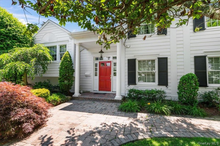 Nestled within the highly sought-after Harbor Green community of - photo 2