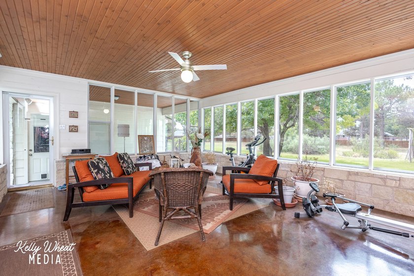 Welcome home to this stunning Harvest Construction custom home - photo 37