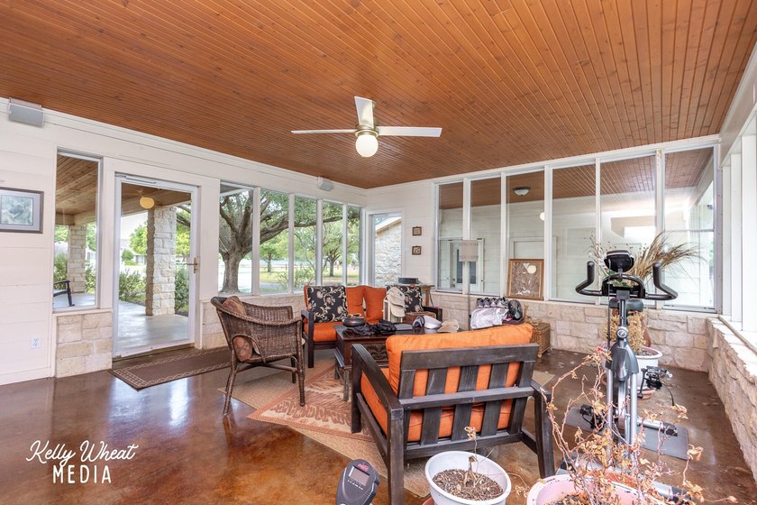 Welcome home to this stunning Harvest Construction custom home - photo 38