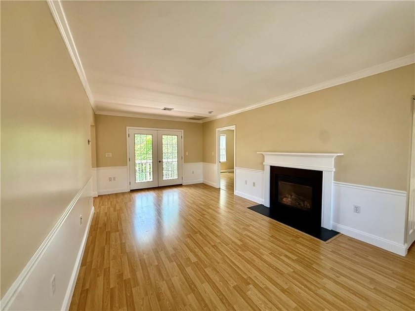 Welcome to this thoughtfully designed two bedroom, two bathroom - photo 10