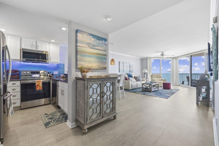 OCEANFRONT PARADISE WITH BREATHTAKING VIEWS! Welcome to One - photo 3