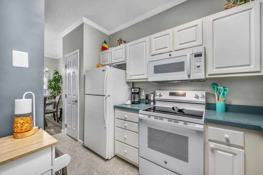 Move-In Ready First-Floor Condo in Harbourfront Villas - Golf - photo 10