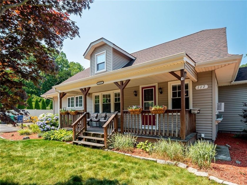 Thoughtfully updated while maintaining its classic character - photo 3