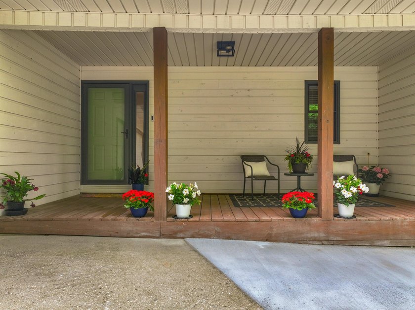 Beautifully Updated Home in a Highly Sought-After Neighborhood - photo 50