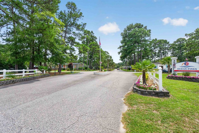 Welcome to 964 Winston Trail, a 2-bedroom, 2-bath home in the - photo 8