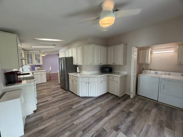 GOLF COURSE HOME FOR SALE - FURNISHED + GOLF CART INCLUDED! Move - photo 9
