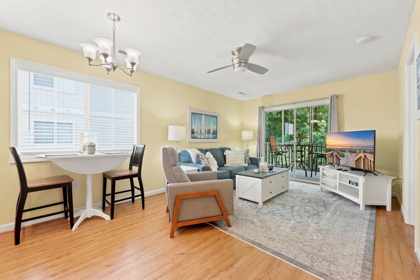 Welcome to this well-maintained 2-bedroom, 2-bathroom condo - photo 10