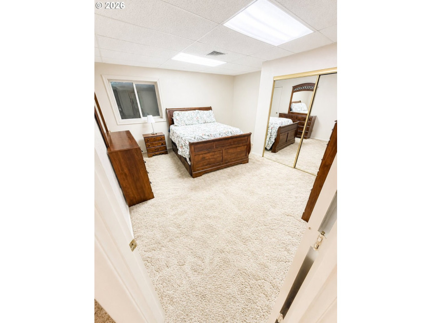 Mountain Views, Privacy &amp; Room for Everything! Nestled on 0.9 - photo 23