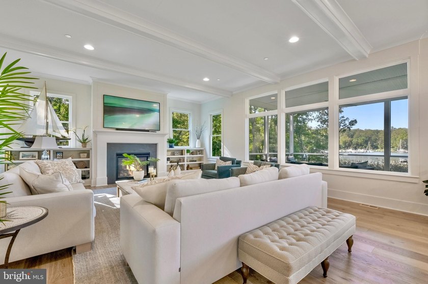 An exceptional opportunity to build your dream luxury waterfront - photo 21