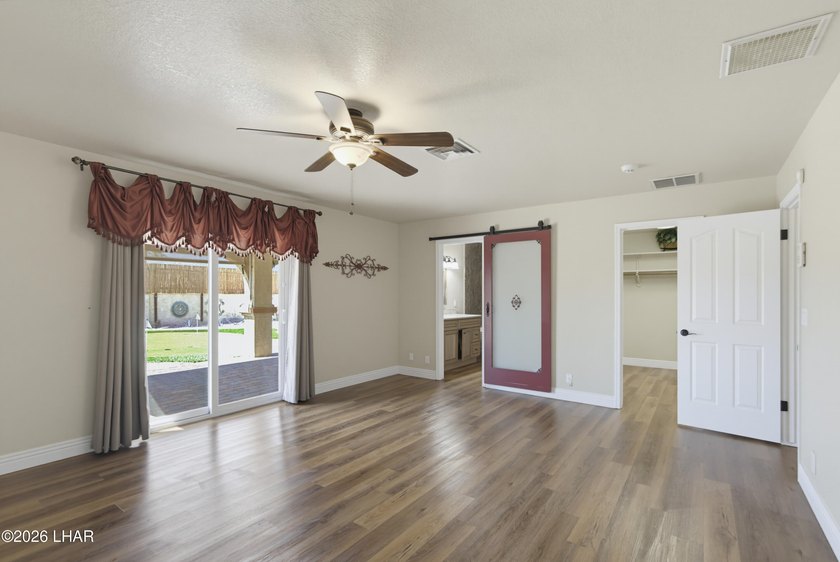 Welcome to 365 Jones Dr, a classic beauty located in one of Lake - photo 27