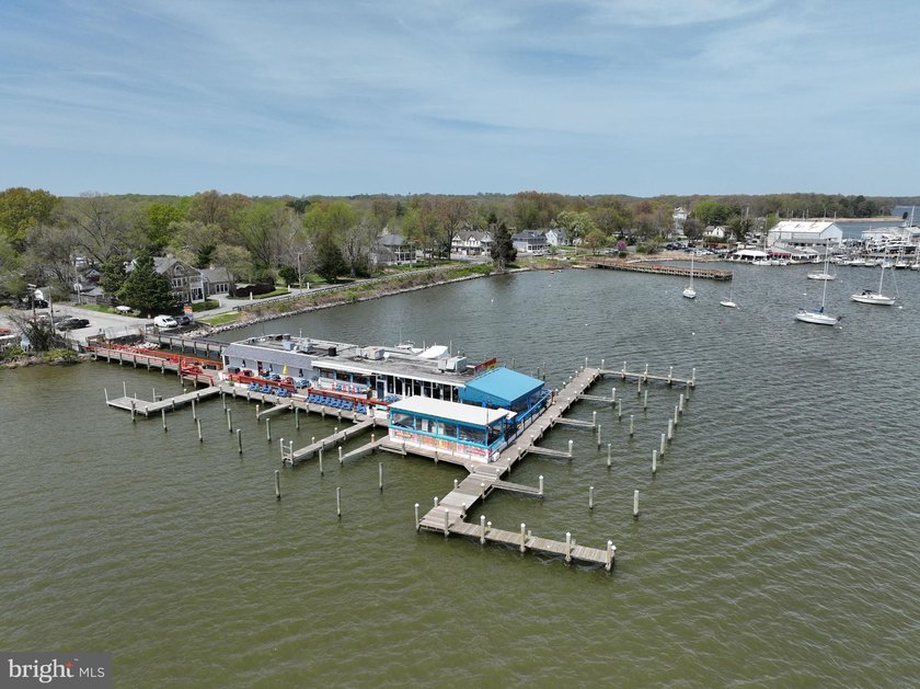 An exceptional opportunity to build your dream luxury waterfront - photo 39