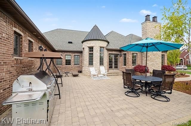 Sprawling 4,162 square foot custom ranch designed with a - photo 42